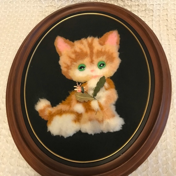 Vintage Kitten wall hanging handmade felted artwork orange tabby cat oval frame - Picture 5 of 7